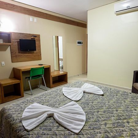 Prisma Plaza Hotel Taubaté الغرفة الصورة