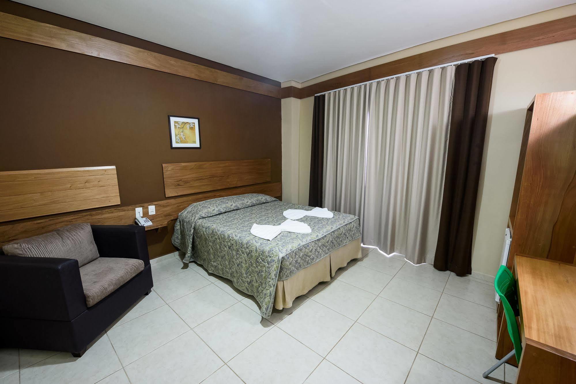 Prisma Plaza Hotel Taubaté المظهر الخارجي الصورة